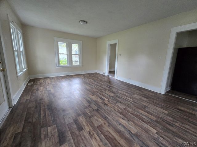 56 Salina Street, Lysander, NY 13027