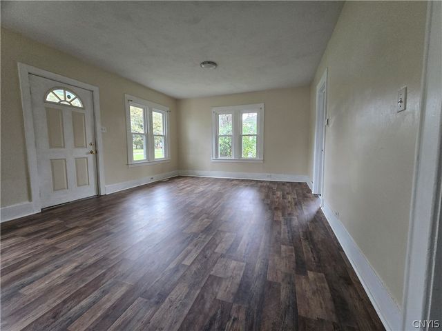 56 Salina Street, Lysander, NY 13027