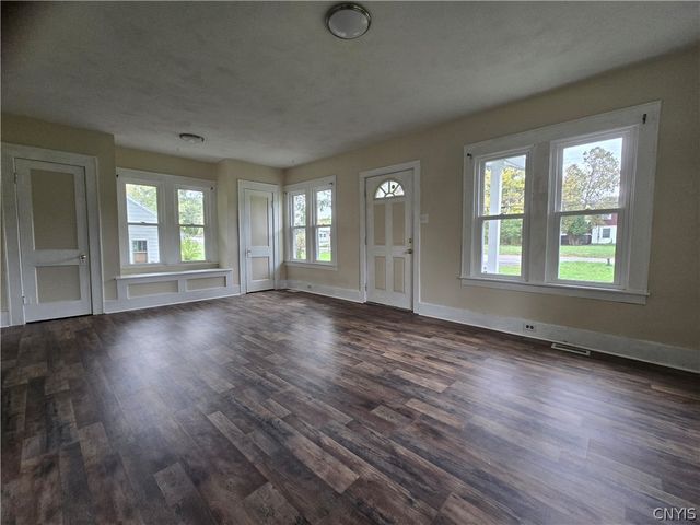 56 Salina Street, Lysander, NY 13027