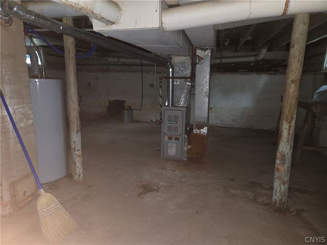 56 Salina Street, Lysander, NY 13027