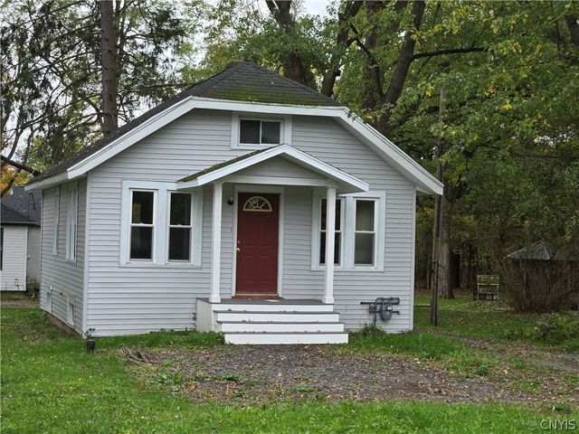 56 Salina Street, Lysander, NY 13027
