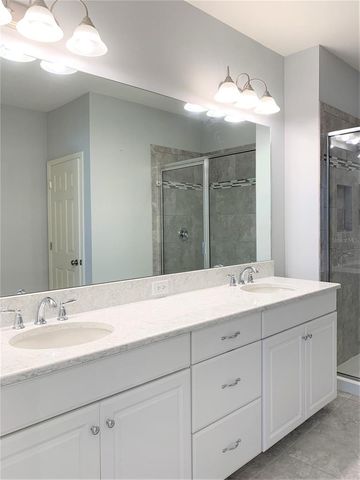 1073 AMBER LEAF TRAIL, Wesley Chapel, FL 33544