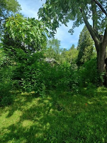 10802 W York House Road, Beach Park, IL 60087