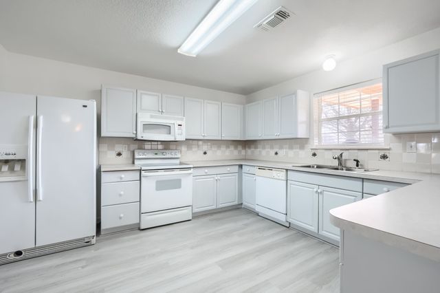 101 County Road 1010, Princeton, TX 75407