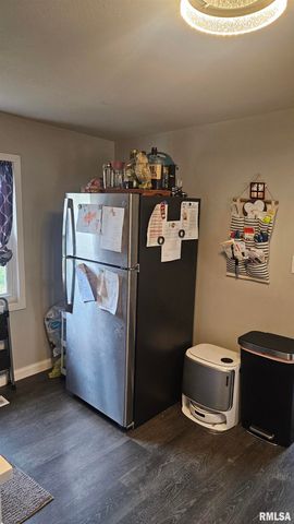 146 E POLK Street, Cuba, IL 61427