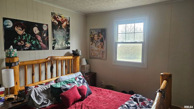 146 E POLK Street, Cuba, IL 61427