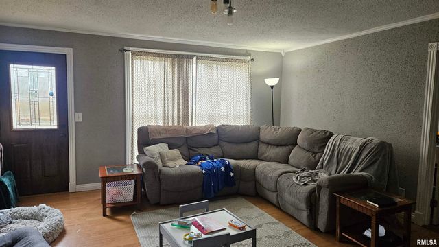 146 E POLK Street, Cuba, IL 61427