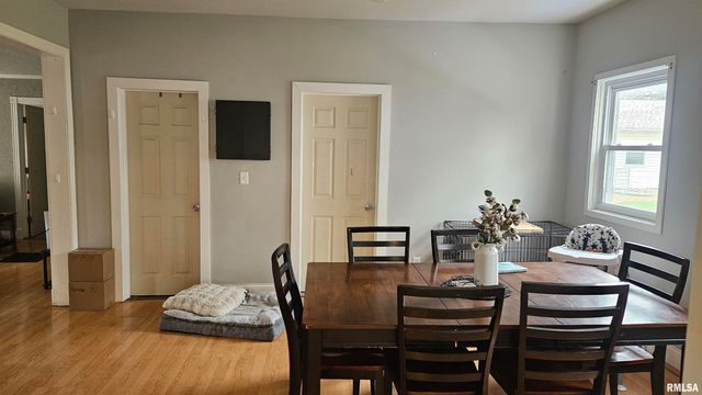 146 E POLK Street, Cuba, IL 61427