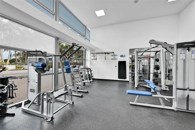 2950 NE 188th St 534, Aventura, FL 33180