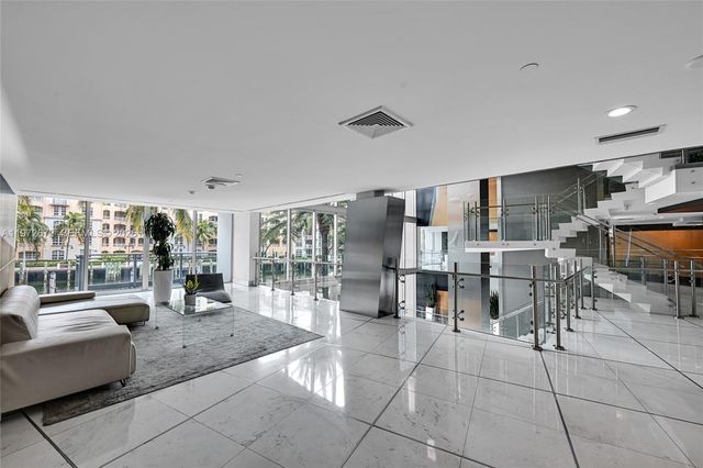 2950 NE 188th St 534, Aventura, FL 33180