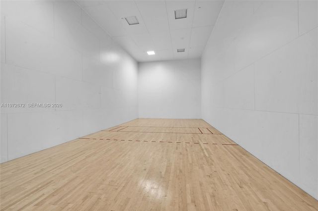 2950 NE 188th St 534, Aventura, FL 33180