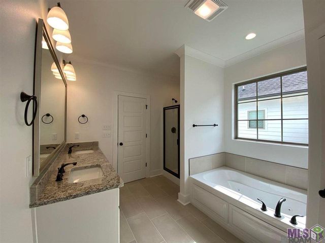 30156 Sanctuary Blvd, Denham Springs, LA 70726