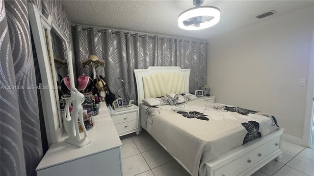 12480 SW 189th St, Miami, FL 33177