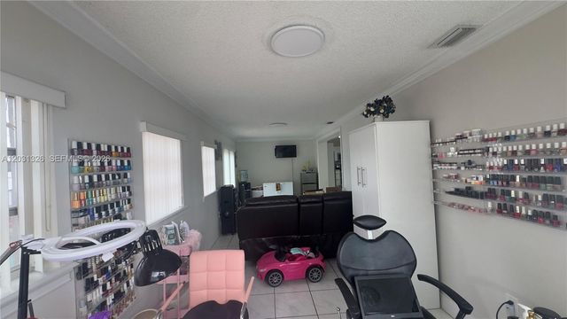 12480 SW 189th St, Miami, FL 33177