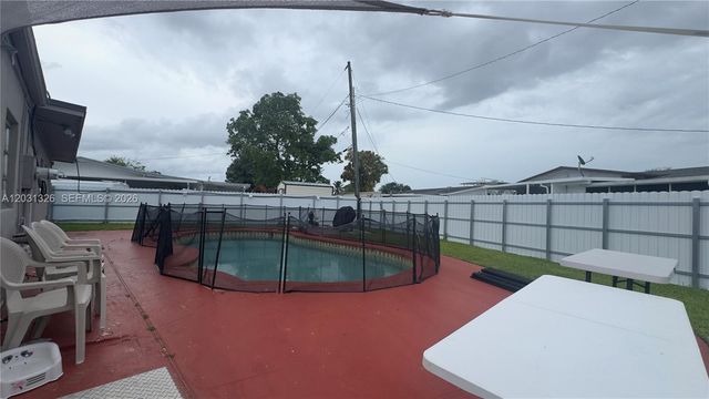 12480 SW 189th St, Miami, FL 33177