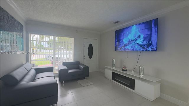 12480 SW 189th St, Miami, FL 33177