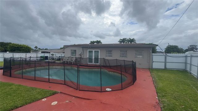 12480 SW 189th St, Miami, FL 33177