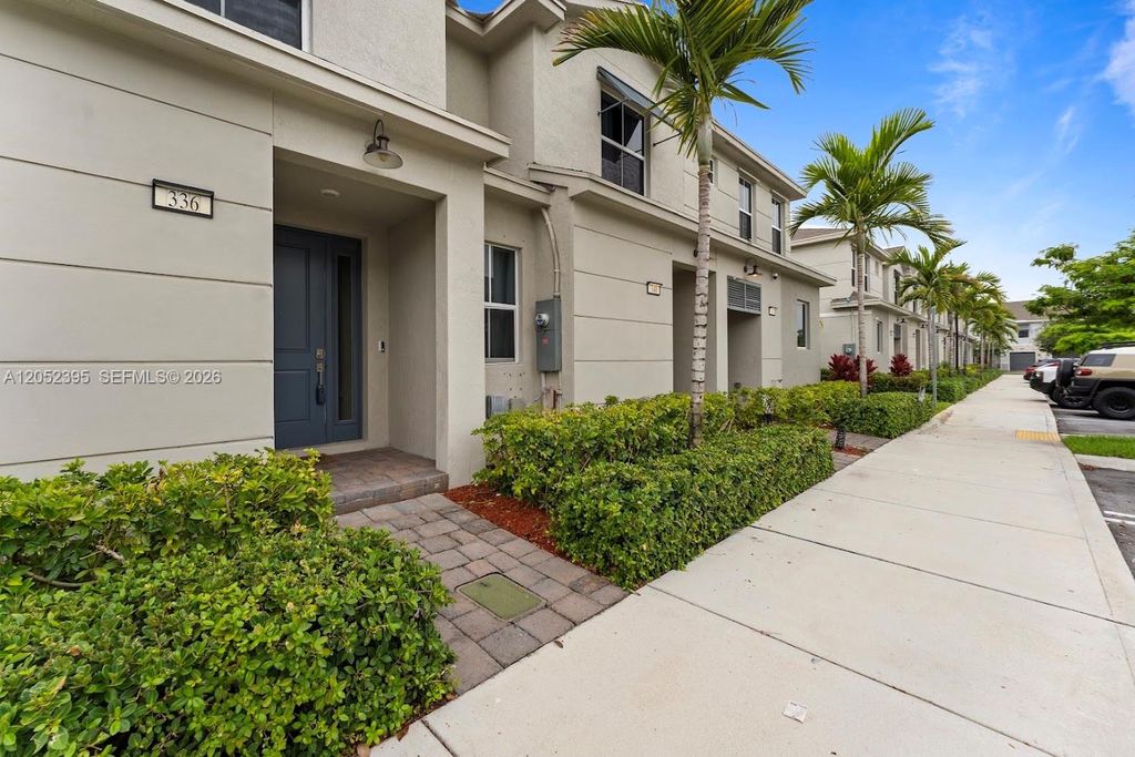 336 NW 8th Court, Pompano Beach, FL 33060
