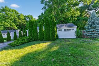 20 Winslow Drive, Colonie, NY 12309