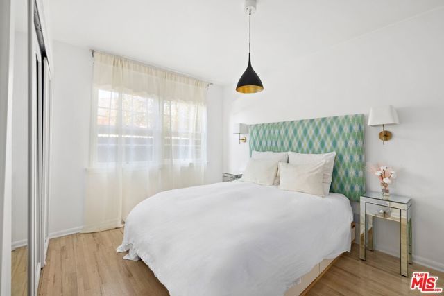 2402 11th Street, Santa Monica, CA 90405