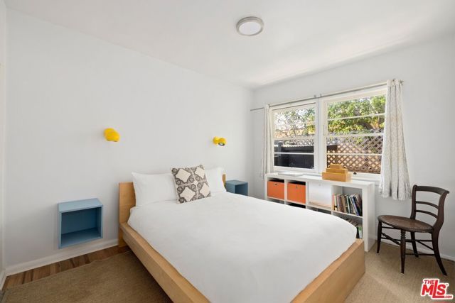 2402 11th Street, Santa Monica, CA 90405