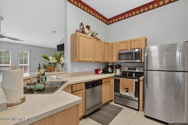 77 JARDIN DE MER Place 77, Jacksonville Beach, FL 32250