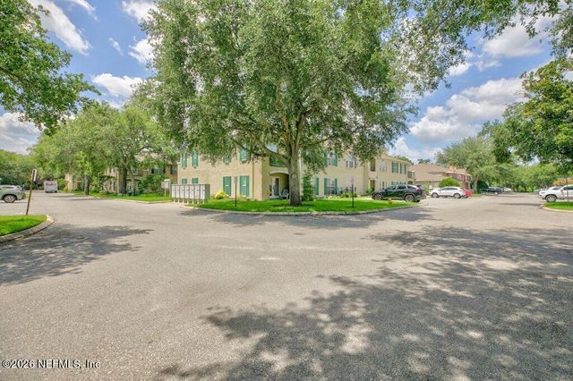 77 JARDIN DE MER Place 77, Jacksonville Beach, FL 32250