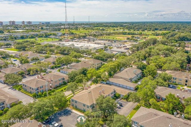 77 JARDIN DE MER Place 77, Jacksonville Beach, FL 32250