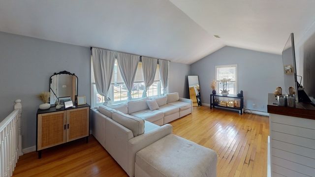 11 Lansing Rd, Lynn, MA 01904