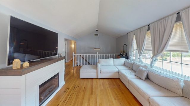 11 Lansing Rd, Lynn, MA 01904