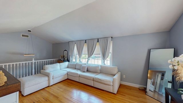 11 Lansing Rd, Lynn, MA 01904