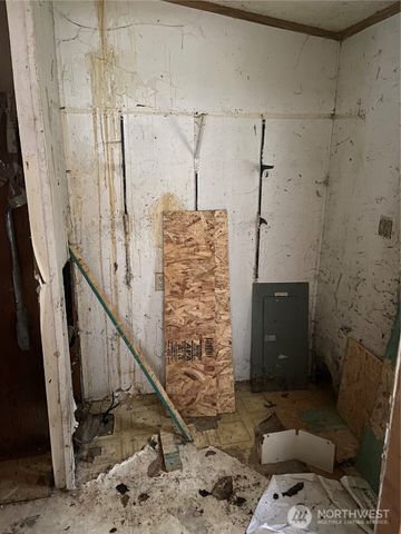 11 NE Davey Jones Ct, Belfair, WA 98528