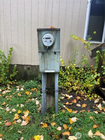 11 NE Davey Jones Ct, Belfair, WA 98528