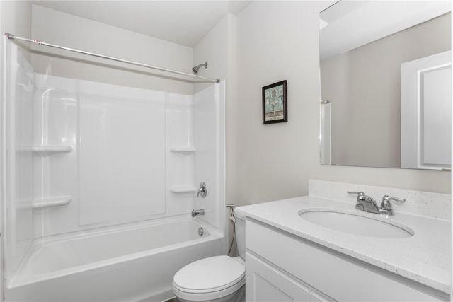 1118 NE 56th Street, Ankeny, IA 50021