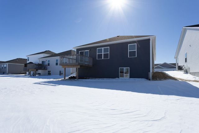 1118 NE 56th Street, Ankeny, IA 50021