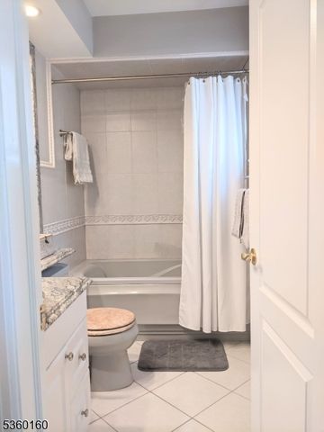 81 Wilder St, Hillside Twp., NJ 07205