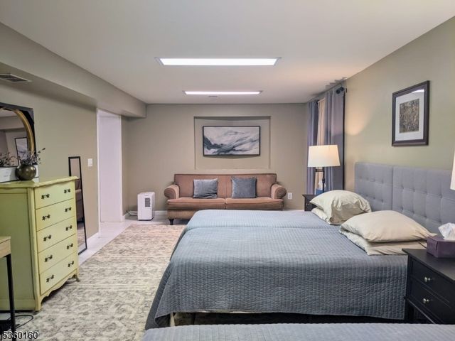 81 Wilder St, Hillside Twp., NJ 07205