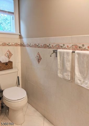 81 Wilder St, Hillside Twp., NJ 07205