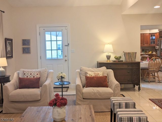 81 Wilder St, Hillside Twp., NJ 07205