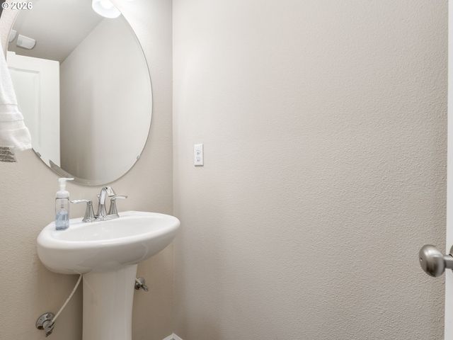 16915 Nw ANITA St, Portland, OR 97229