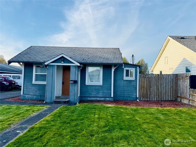 3118 Dover Street, Longview, WA 98632