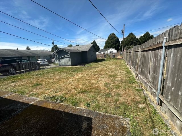 3118 Dover Street, Longview, WA 98632