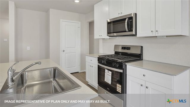 468 LOW PASTURE Trail, Maxwell, TX 78656