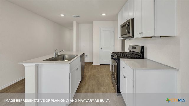 468 LOW PASTURE Trail, Maxwell, TX 78656