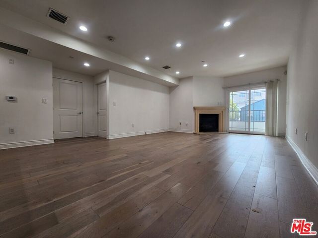 147 S Doheny Drive, Los Angeles, CA 90048