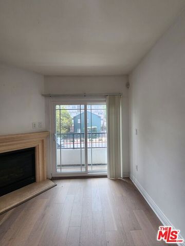 147 S Doheny Drive, Los Angeles, CA 90048