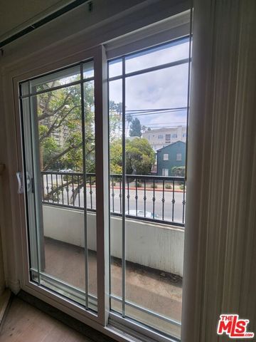 147 S Doheny Drive, Los Angeles, CA 90048
