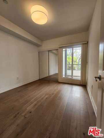 147 S Doheny Drive, Los Angeles, CA 90048