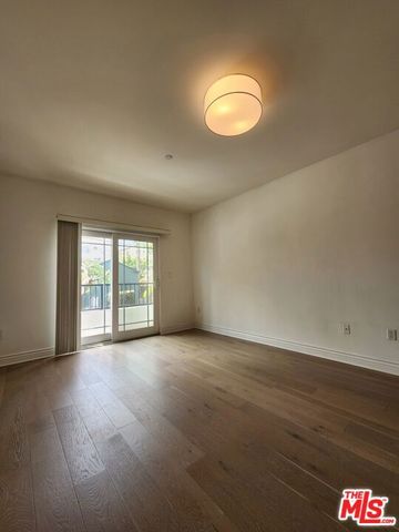 147 S Doheny Drive, Los Angeles, CA 90048