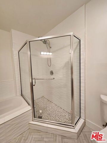 147 S Doheny Drive, Los Angeles, CA 90048